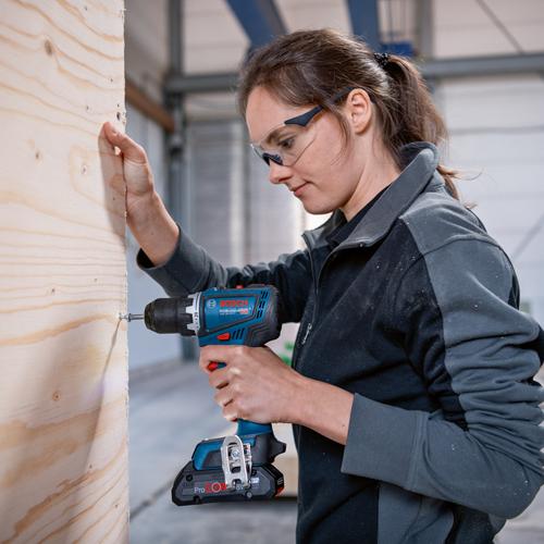 Aku vŕtací skrutkovač BOSCH GSR 18V-90 C v kufri L-BOXX 2x akumulátor a BT modul