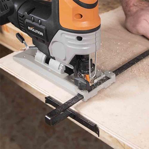 Priamočiara AKU píla EVOLUTION R90JGS-Li s 2Ah batériou a nabíjačkou a ďalšou 2,0Ah batériou ZADARMO