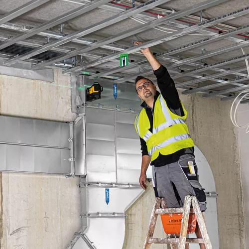 Samonivelačný líniový krížový laser STABILA LAX 600 G 7-dielny SET